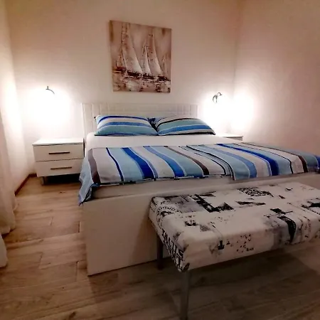 Braco House Daire Podglavica