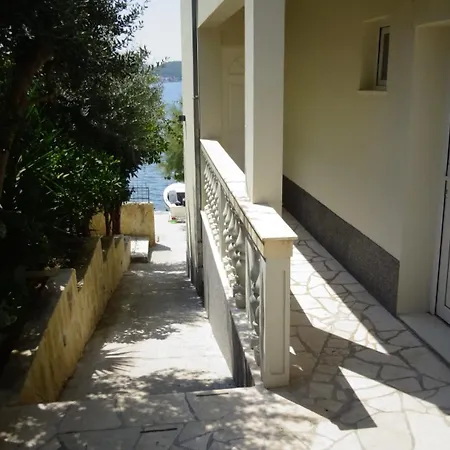 Braco House *